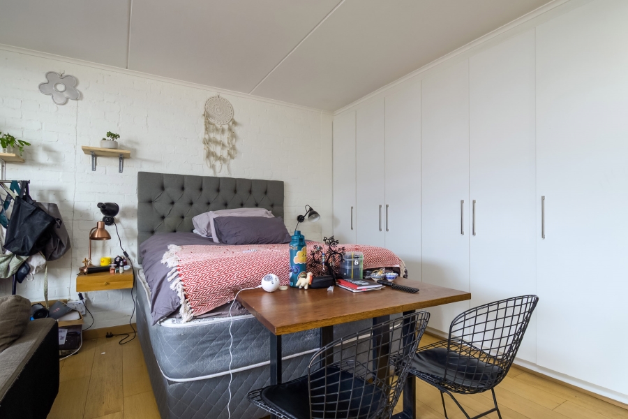 1 Bedroom Property for Sale in Woodstock Western Cape